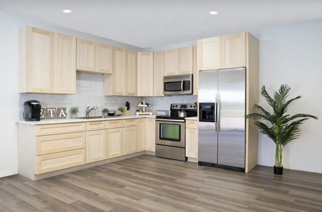 versa shaker full kitchen 1
