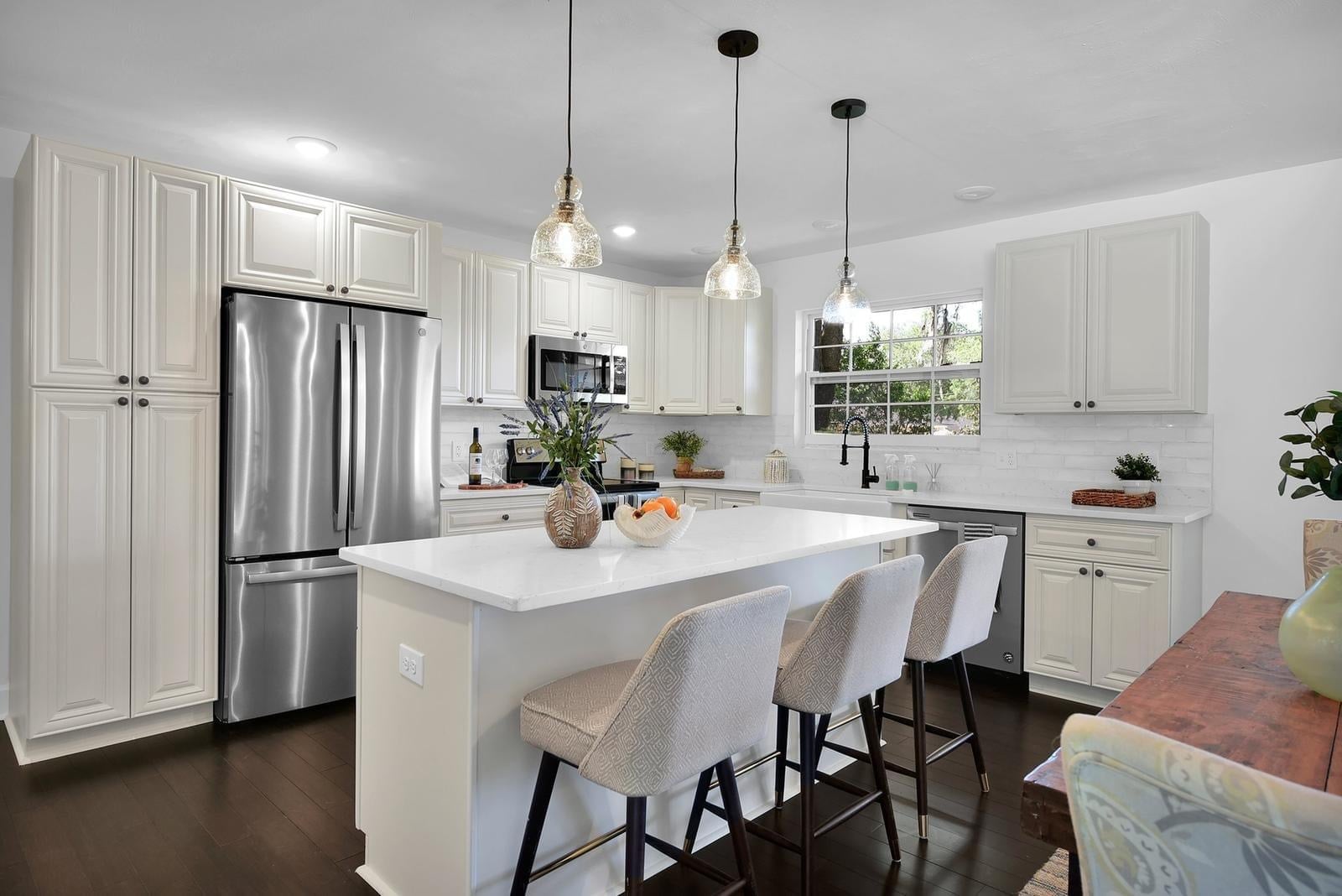 Pearl White Cabinets | Lafayette, LA Pearl White kitchen, Lafayette LA